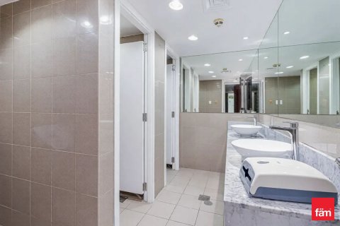 399.2m² Office in Dubai, UAE No. 216407 5