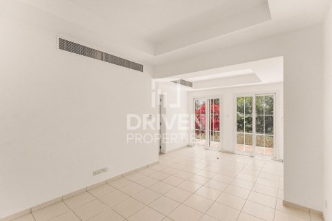 3 bedrooms Villa in Springs 12, UAE No. 212738 3