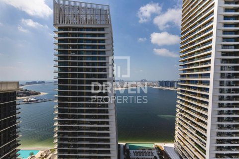 1 bedroom Apartment in EMAAR Beachfront, UAE No. 212832