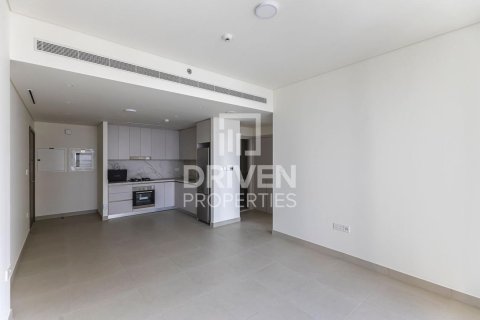 1 bedroom Apartment in EMAAR Beachfront, UAE No. 212832 4