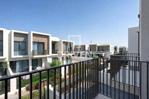 Townhouse de 3 dormitorios en The Valley, UAE No. 222911 24