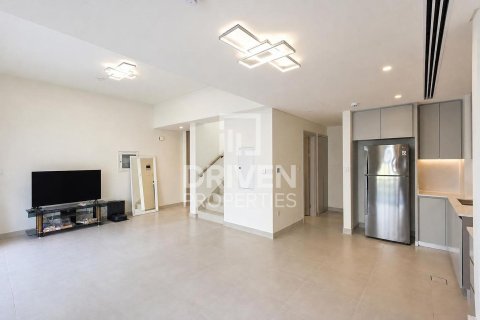 Townhouse de 3 dormitorios en The Valley, UAE No. 222911 3