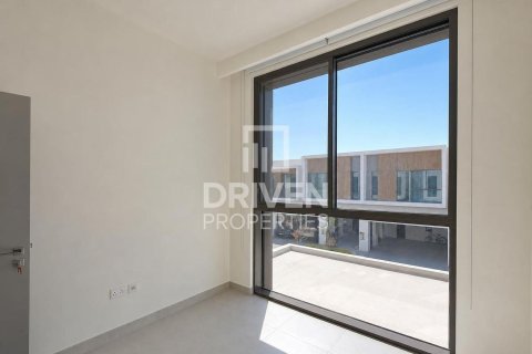 Townhouse de 3 dormitorios en The Valley, UAE No. 222911 12