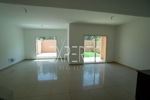 Villa de 4 dormitorios en Al Reef, UAE No. 224227 3