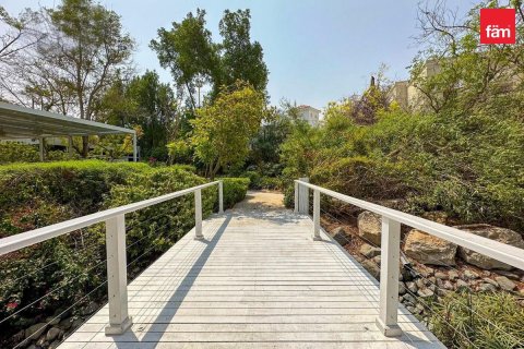 Land de 1132.2m² à Al Barari, UAE No. 208350 8
