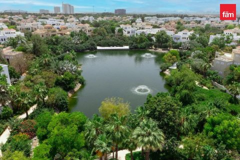 Land de 1132.2m² à Al Barari, UAE No. 208350 11
