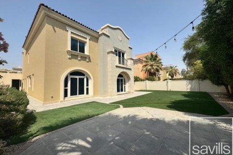 Villa de 5 chambres à Victory Heights, UAE No. 206010