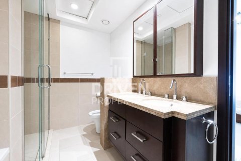 1 bedroom Apartment in 29 Burj Boulevard, UAE No. 211999 10