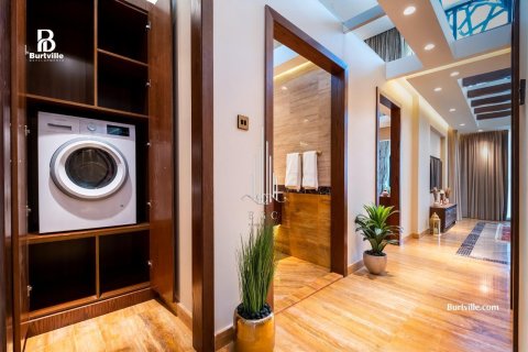 Appartement de 3 chambres à Masdar City, UAE No. 77331 8