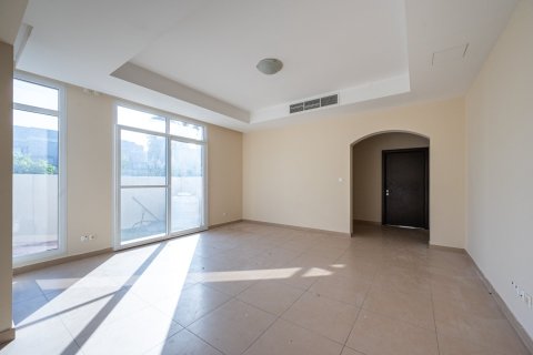 Вилла с 3 спальнями в Dubai Silicon Oasis, ОАЭ №218833 14