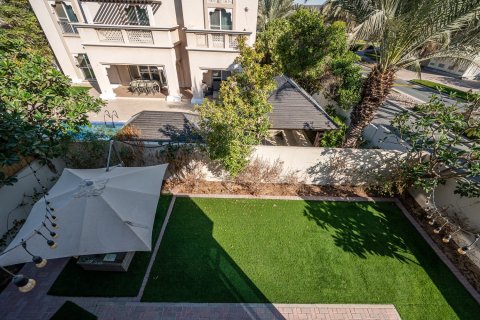 Вилла с 3 спальнями в Dubai Silicon Oasis, ОАЭ №218833 10
