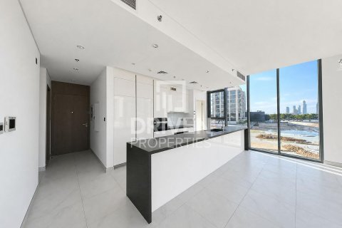 Apartment de 2 dormitorios en District One, UAE No. 225915 16