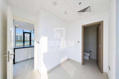 Apartment de 2 dormitorios en District One, UAE No. 225915 17