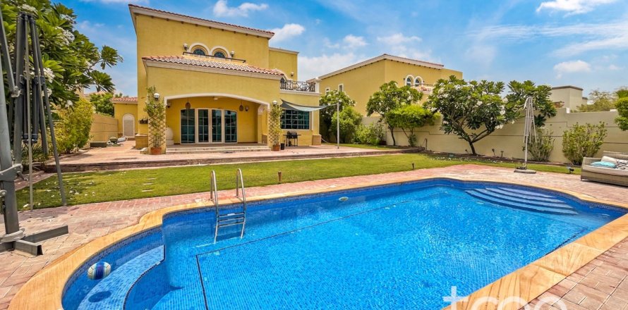 Villa de 4 chambres à Legacy, UAE No. 222750