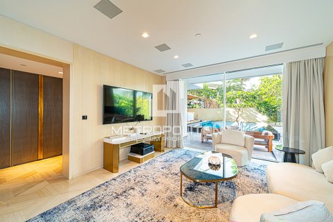 2 bedrooms Apartment in FIVE Palm Jumeirah, UAE No. 5282