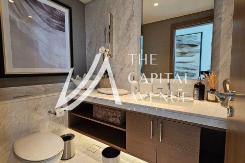 7 bedrooms Villa in Abu Dhabi, UAE No. 223575 26
