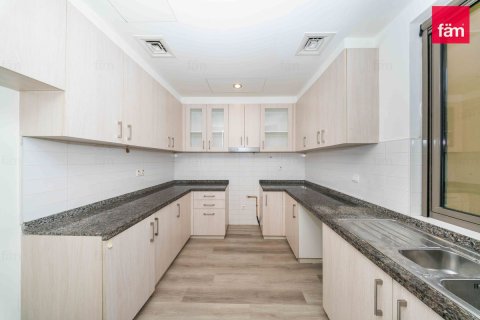 Townhouse de 3 dormitorios en Reem, UAE No. 224398 9