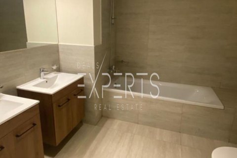 Apartment de 3 dormitorios en Oasis Residences, UAE No. 224132 8