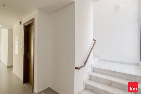 3 bedrooms Townhouse in Dubai, UAE No. 216729 12