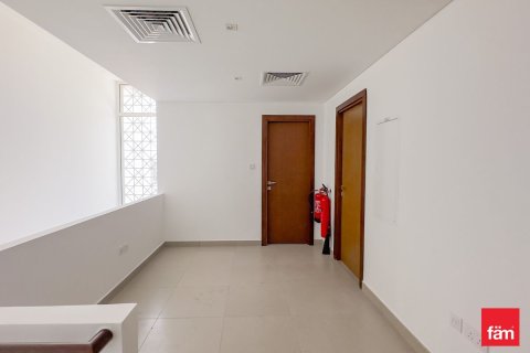 3 bedrooms Townhouse in Dubai, UAE No. 216729 9
