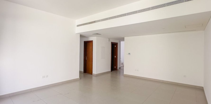 3 bedrooms Townhouse in Dubai, UAE No. 216729