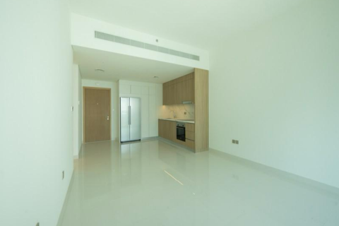 Appartement de 2 chambres à EMAAR Beachfront, UAE No. 223412 6