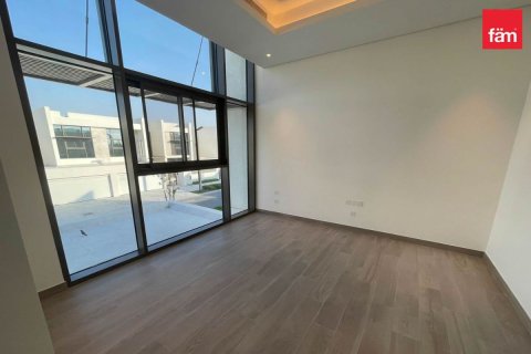 Villa de 4 dormitorios en Dubai, UAE No. 105531 11