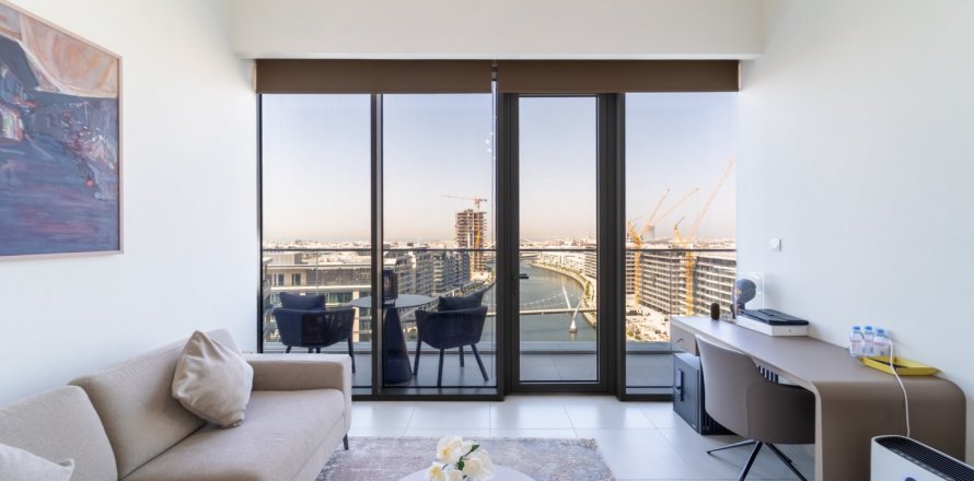 2 bedrooms Penthouse in AL WASL TOWER Sheikh Zayed Road, UAE No. 147271
