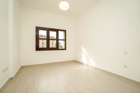 Apartment de 2 dormitorios en Jumeirah Golf Estates, UAE No. 205615 13