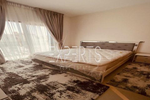Townhouse de 3 dormitorios en Khalifa City, UAE No. 224217 13