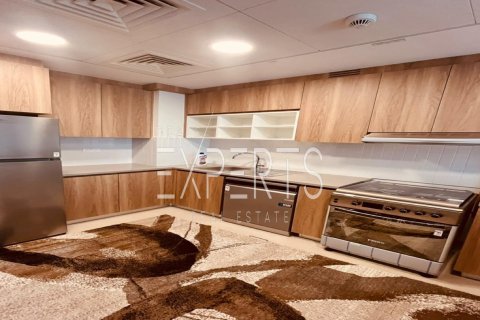 Townhouse de 3 dormitorios en Khalifa City, UAE No. 224217 7