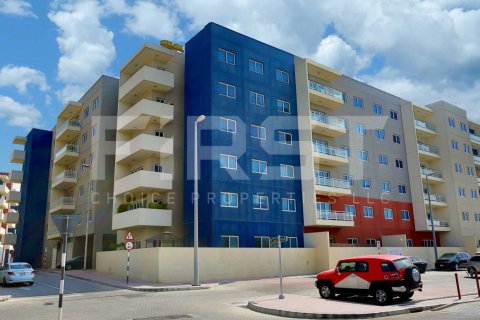 Квартира с 3 спальнями в Al Reef, ОАЭ №172366 4