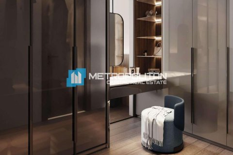 1 bedroom Apartment in Abu Dhabi, UAE No. 136870 8