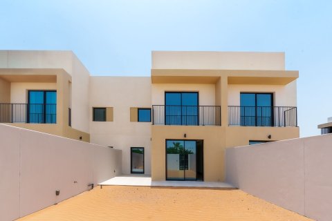 Townhouse de 2 dormitorios en Yas Island, UAE No. 215433 4