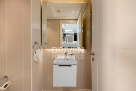 Apartment de 3 dormitorios en Damac Maison The Distinction, UAE No. 202539 20