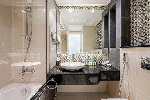Apartment de 3 dormitorios en Damac Maison The Distinction, UAE No. 202539 19