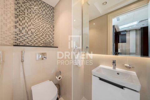 Apartment de 3 dormitorios en Damac Maison The Distinction, UAE No. 202539 18
