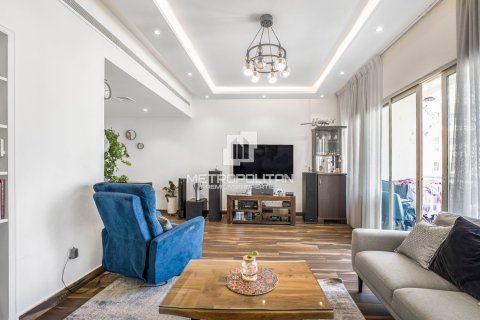Apartment de 2 dormitorios en Greens, UAE No. 128348