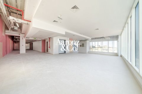107m² Shop in Al Qusais, UAE No. 226755 5