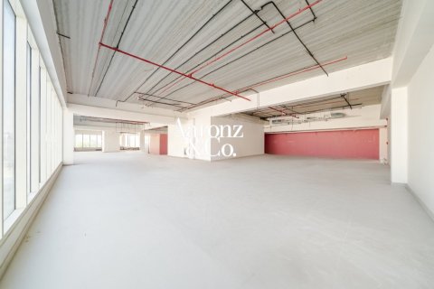 107m² Shop in Al Qusais, UAE No. 226755