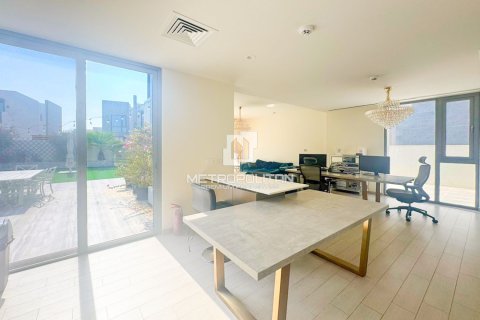 Villa de 3 chambres à EMAAR South, UAE No. 128909 3