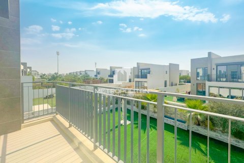 Villa de 3 chambres à EMAAR South, UAE No. 128909 13