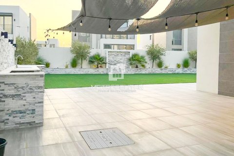 Villa de 3 chambres à EMAAR South, UAE No. 128909 16