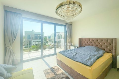 Villa de 3 chambres à EMAAR South, UAE No. 128909 10
