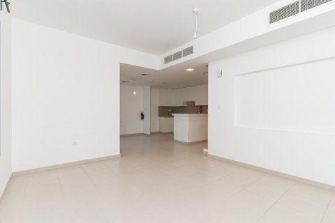 3 bedrooms Townhouse in Noor Townhouses, UAE No. 167547 12