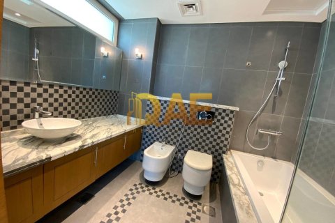 Villa de 4 dormitorios en Jumeirah 3, UAE No. 3738 15
