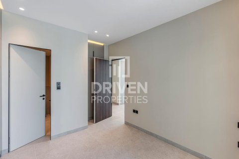 Apartment de 2 dormitorios en Al Satwa, UAE No. 215170 8