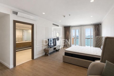 Villa de 4 dormitorios en Jumeirah, UAE No. 223142 14