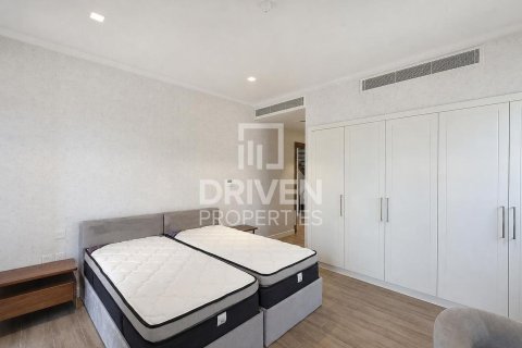 Villa de 4 dormitorios en Jumeirah, UAE No. 223142 9