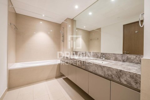 Apartment de 2 dormitorios en Opera District, UAE No. 202763 17